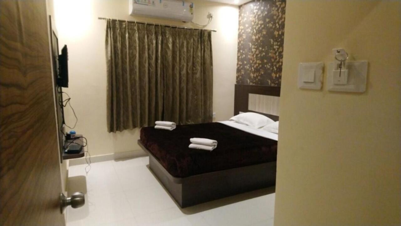Goroomgo Town Hotel Puri