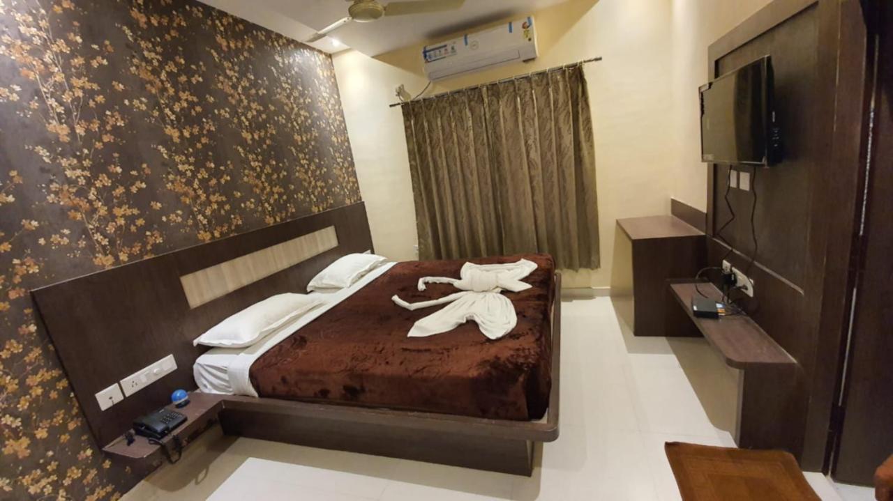 Hotel Goroomgo Town Puri