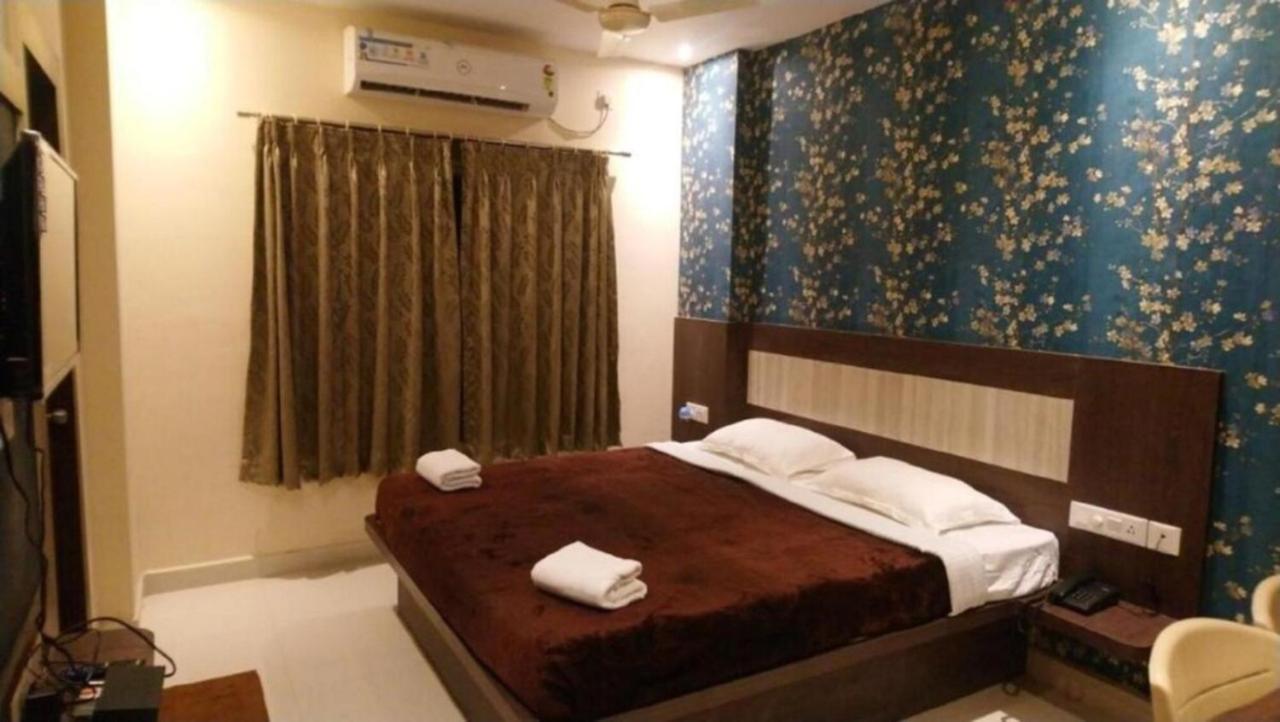 Hotel Goroomgo Town Puri